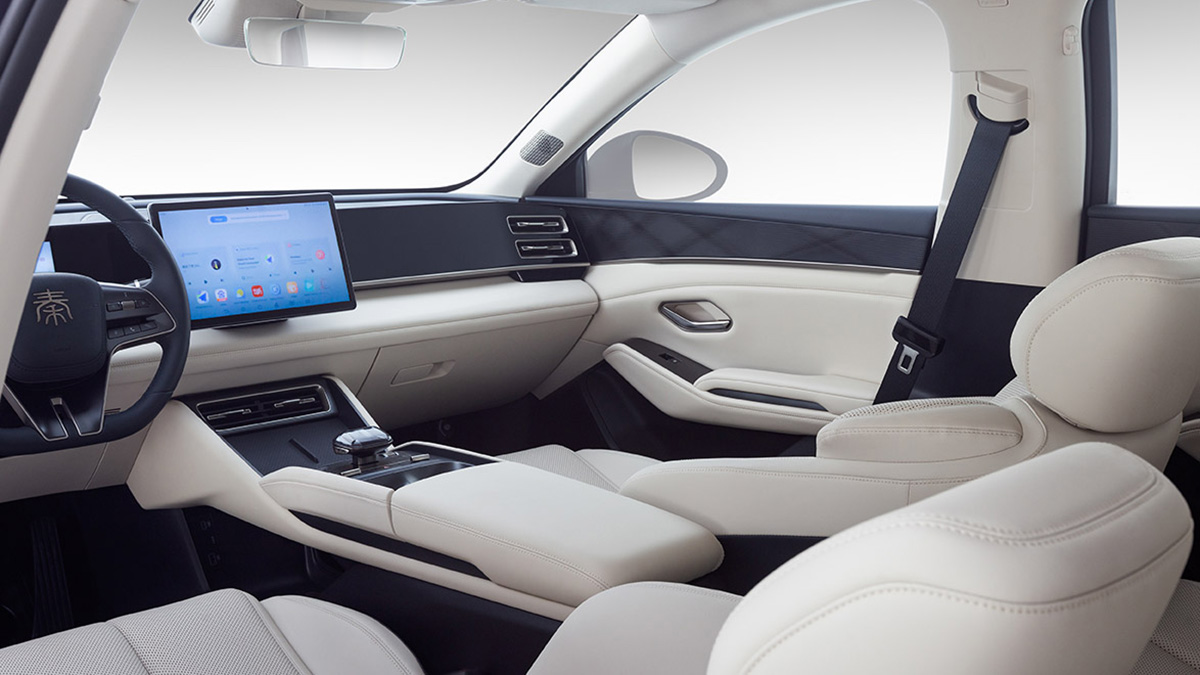 گالری تصاویر بی وای دی چین L