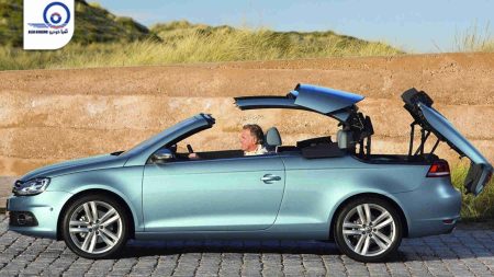 خودرو کروک با سقف باز